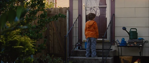 Still frame 160 from Looper (2012) directed by Rian Johnson