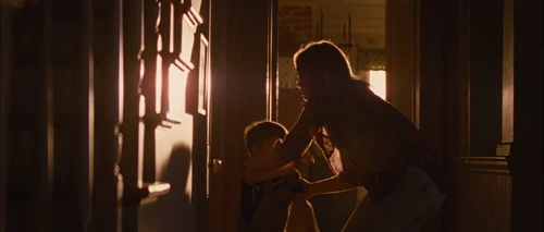 Still frame 171 from Looper (2012) directed by Rian Johnson