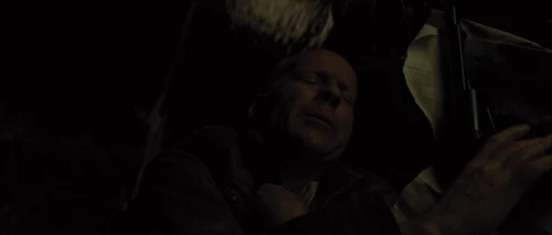 Still frame 173 from Looper (2012) directed by Rian Johnson