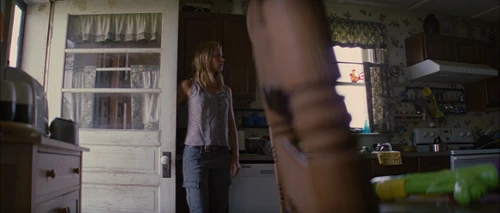 Still frame 198 from Looper (2012) directed by Rian Johnson
