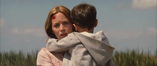 Still frame 256 from Looper (2012) directed by Rian Johnson