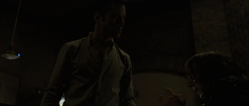 Still frame 34 from Looper (2012) directed by Rian Johnson