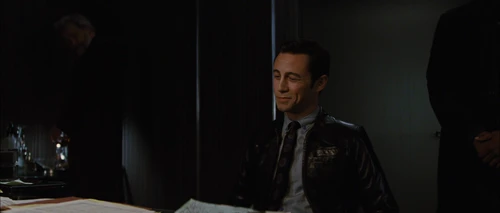 Still frame 40 from Looper (2012) directed by Rian Johnson