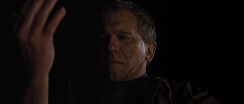 Still frame 46 from Looper (2012) directed by Rian Johnson