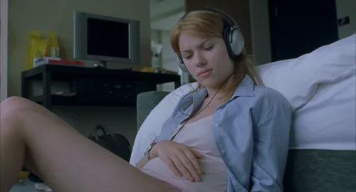 Still frame 56 from Lost in Translation (2003) directed by Sofia Coppola