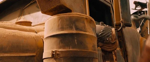 Still frame 28 from Mad Max: Fury Road (2015) directed by George Miller