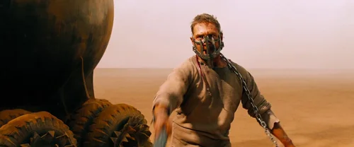 Still frame 29 from Mad Max: Fury Road (2015) directed by George Miller
