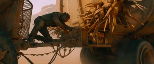 Still frame 39 from Mad Max: Fury Road (2015) directed by George Miller