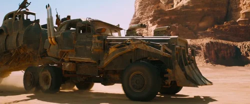 Still frame 41 from Mad Max: Fury Road (2015) directed by George Miller