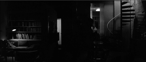 Still frame 16 from Manhattan (1979) directed by Woody Allen