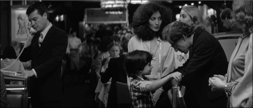 Still frame 34 from Manhattan (1979) directed by Woody Allen