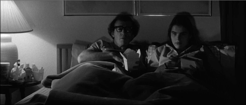 Still frame 53 from Manhattan (1979) directed by Woody Allen