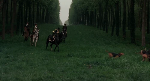 Still frame 62 from Marie Antoinette (2006) directed by Sofia Coppola