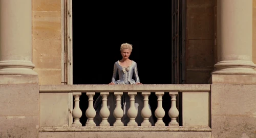 Still frame 73 from Marie Antoinette (2006) directed by Sofia Coppola