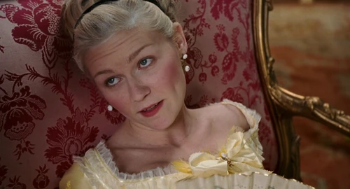 Still frame 76 from Marie Antoinette (2006) directed by Sofia Coppola