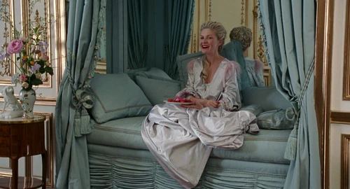 Still frame 80 from Marie Antoinette (2006) directed by Sofia Coppola
