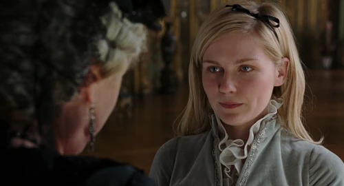 Still frame 4 from Marie Antoinette (2006) directed by Sofia Coppola