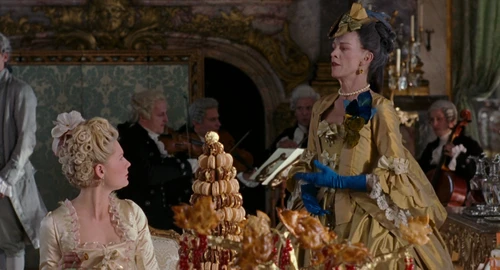 Still frame 108 from Marie Antoinette (2006) directed by Sofia Coppola