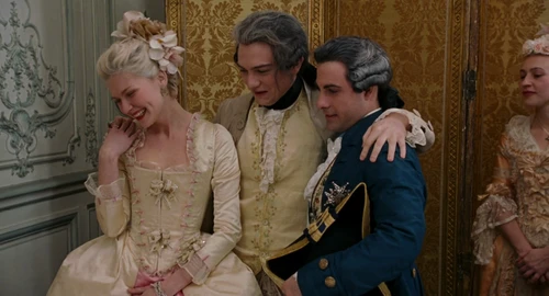 Still frame 109 from Marie Antoinette (2006) directed by Sofia Coppola