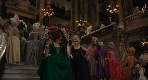 Still frame 119 from Marie Antoinette (2006) directed by Sofia Coppola