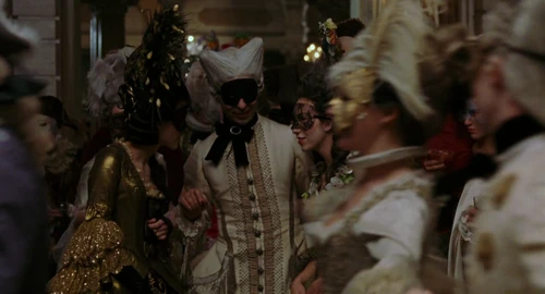 Still frame 121 from Marie Antoinette (2006) directed by Sofia Coppola