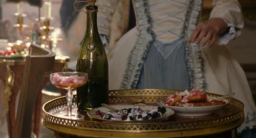 Still frame 145 from Marie Antoinette (2006) directed by Sofia Coppola