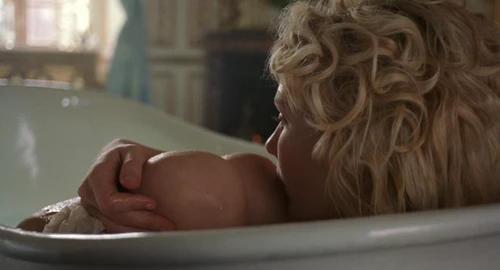 Still frame 147 from Marie Antoinette (2006) directed by Sofia Coppola