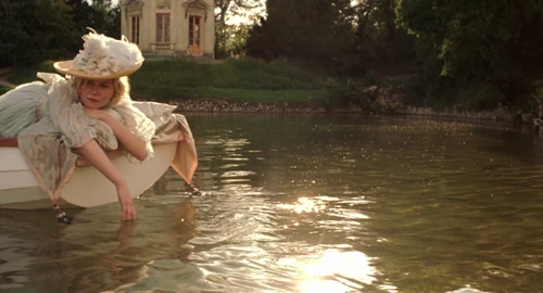 Still frame 170 from Marie Antoinette (2006) directed by Sofia Coppola