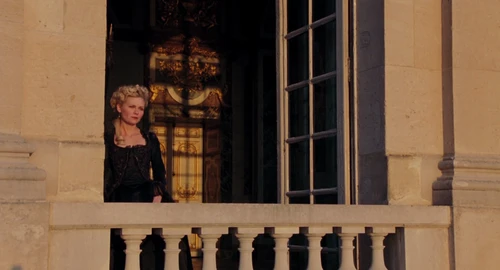 Still frame 199 from Marie Antoinette (2006) directed by Sofia Coppola