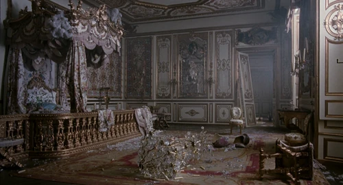 Still frame 225 from Marie Antoinette (2006) directed by Sofia Coppola