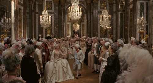 Still frame 39 from Marie Antoinette (2006) directed by Sofia Coppola