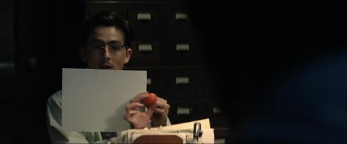 Still frame 18 from Marty Supreme (2025) directed by Josh Safdie
