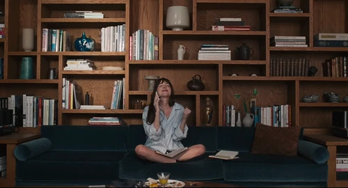 Still frame 110 from Materialists (2025) directed by Celine Song