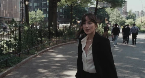Still frame 13 from Materialists (2025) directed by Celine Song