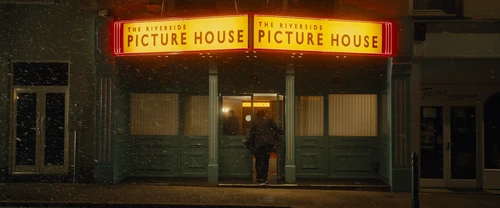 Still frame 71 from Me Before You (2016) directed by Thea Sharrock