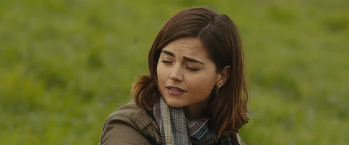 Still frame 107 from Me Before You (2016) directed by Thea Sharrock