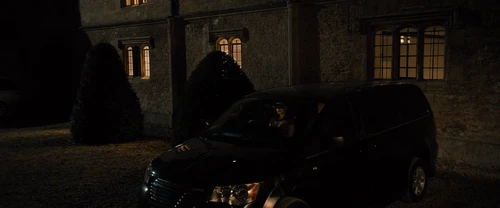 Still frame 131 from Me Before You (2016) directed by Thea Sharrock