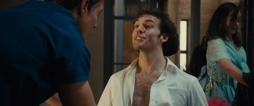 Still frame 174 from Me Before You (2016) directed by Thea Sharrock
