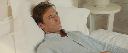 Still frame 222 from Me Before You (2016) directed by Thea Sharrock