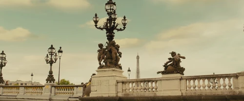Still frame 231 from Me Before You (2016) directed by Thea Sharrock