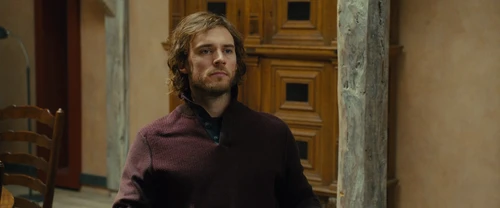 Still frame 48 from Me Before You (2016) directed by Thea Sharrock