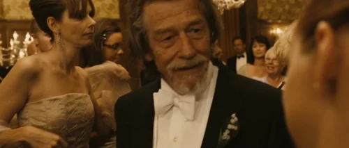 Still frame 43 from Melancholia (2011) directed by Lars von Trier