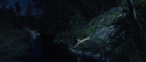 Still frame 73 from Melancholia (2011) directed by Lars von Trier