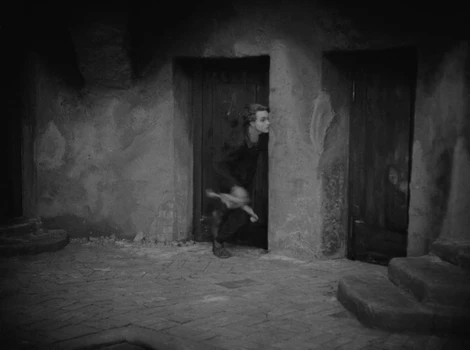 Still frame 173 from Metropolis (1927) directed by Fritz Lang