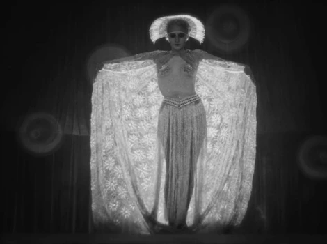 Still frame 194 from Metropolis (1927) directed by Fritz Lang