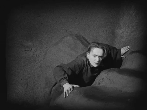 Still frame 217 from Metropolis (1927) directed by Fritz Lang
