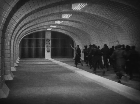 Still frame 223 from Metropolis (1927) directed by Fritz Lang