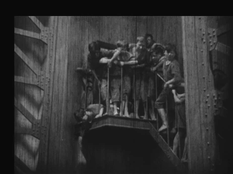Still frame 256 from Metropolis (1927) directed by Fritz Lang