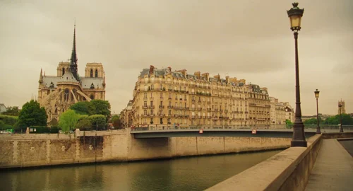 Still frame 1 from Midnight in Paris (2011) directed by Woody Allen