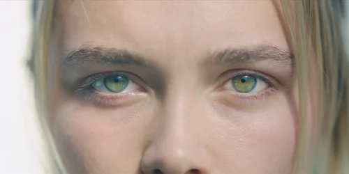 Still frame 71 from Midsommar (2019) directed by Ari Aster